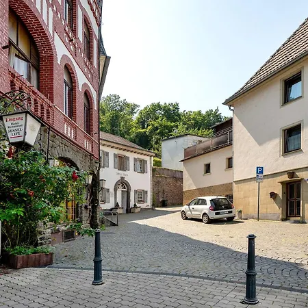 Neimann Apartmán *
